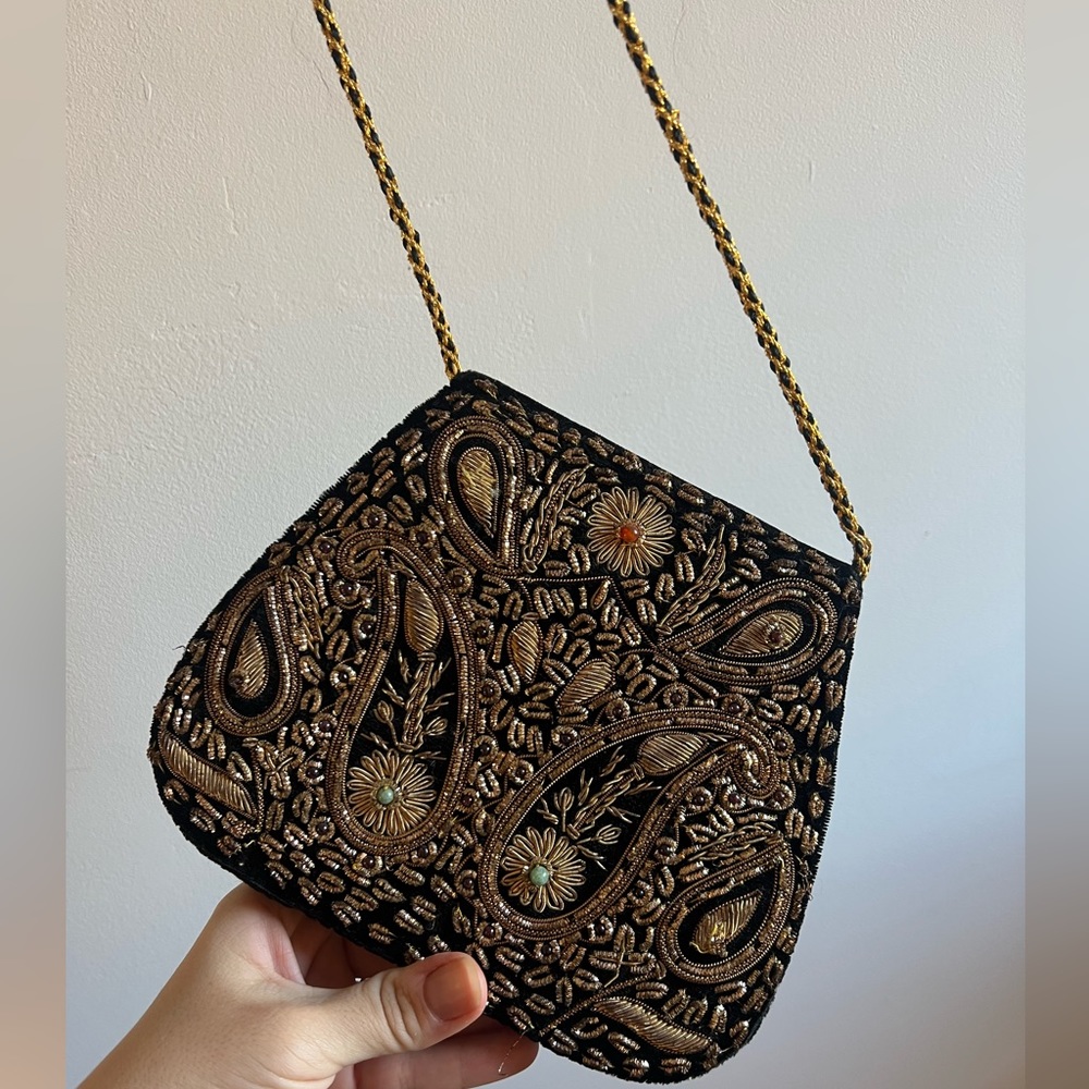 VINTAGE Sudha Hand Beaded and Embroidered Evening Crossbody Velvet Bag